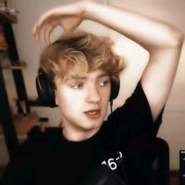 @iloveyaoiandbigd1ck