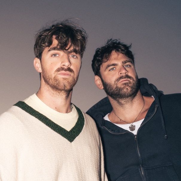 The Chainsmokers & Oaks - Echo
