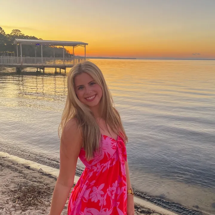 carolineebrubaker