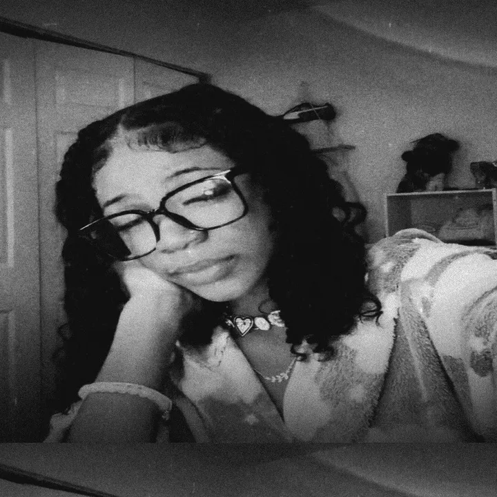 @chillchatitsniayaa