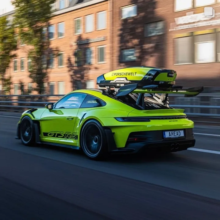 porschewelt1