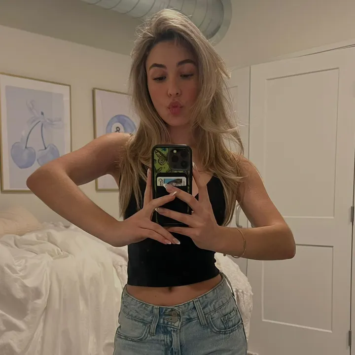 @nicoleekauf