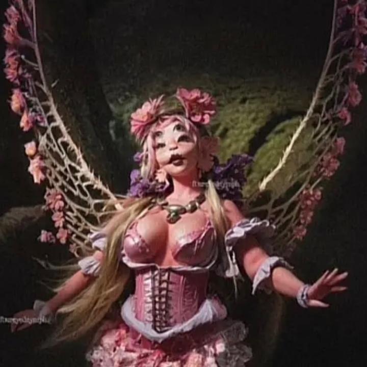 𝕸𝖊𝖑𝖆𝖓𝖎𝖊 𝕷𝖝𝖗𝖎𝖈𝖘 - suara asli