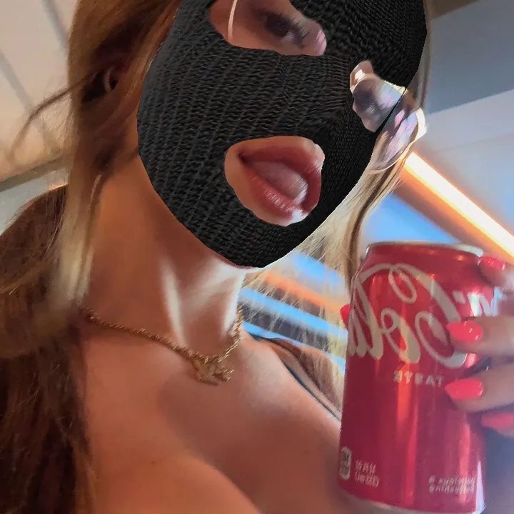 @zzoeyava