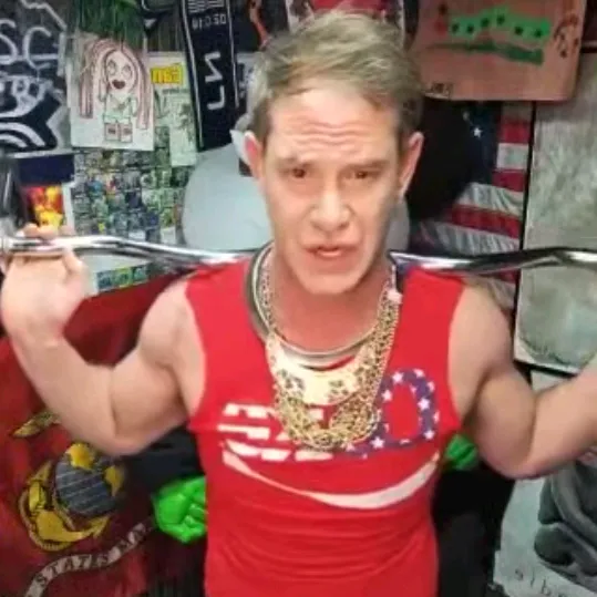 @strechedurhole