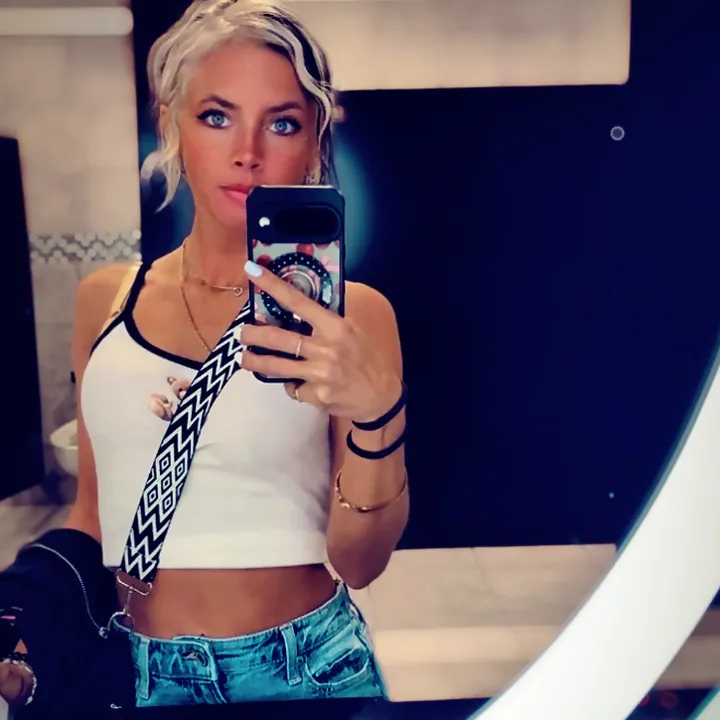 @samanthalynac