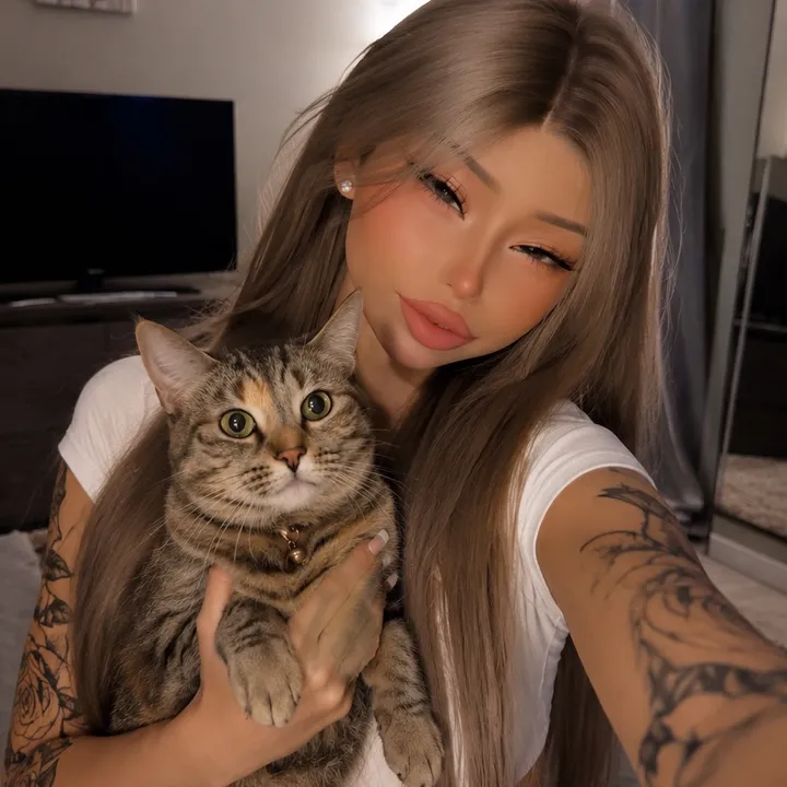 @the_ogbrookee