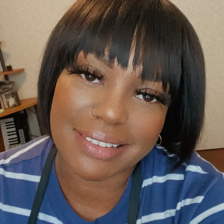 simplymeshele