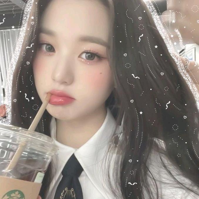 🎀gresyaa🍑 - L O V E L E E