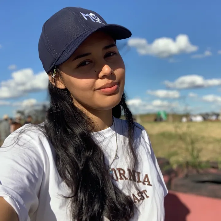 @milibarriiios