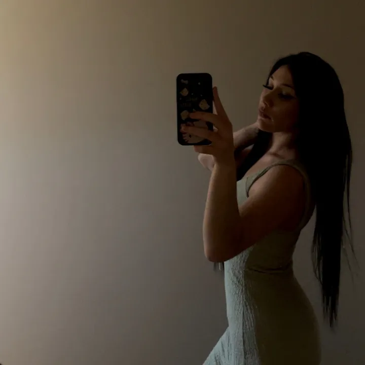 @isabella.roselia