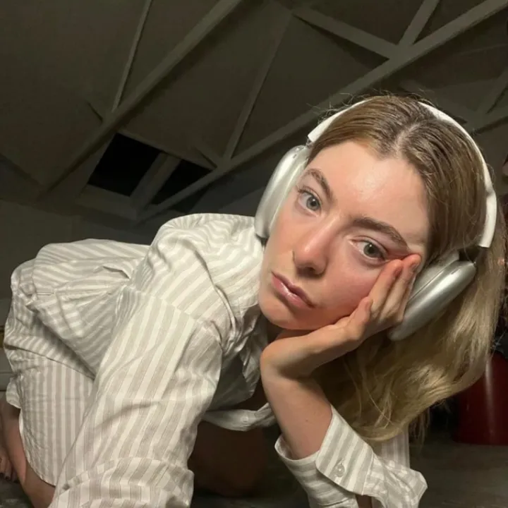 @thelordeclub