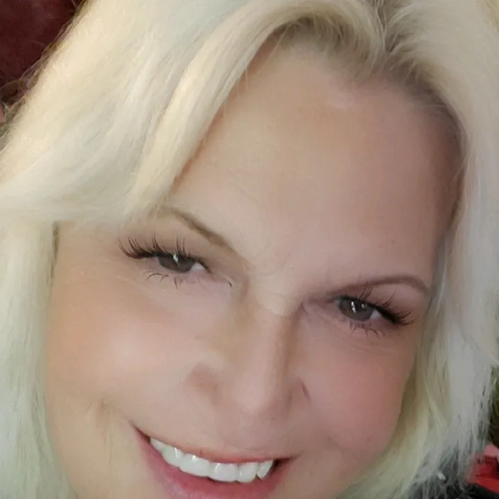@pamelasmiles69