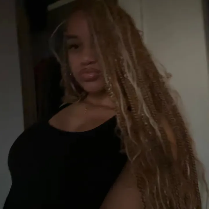 @hershoww