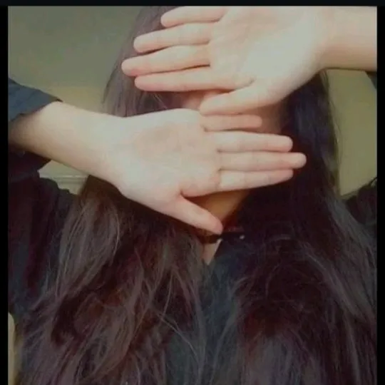 @queen342334