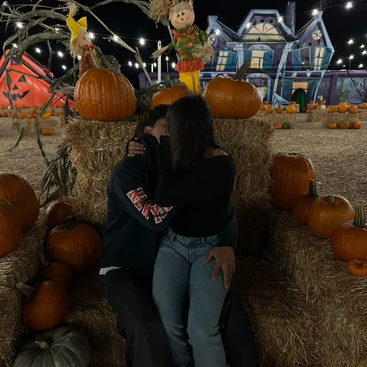 @arii.lluvv