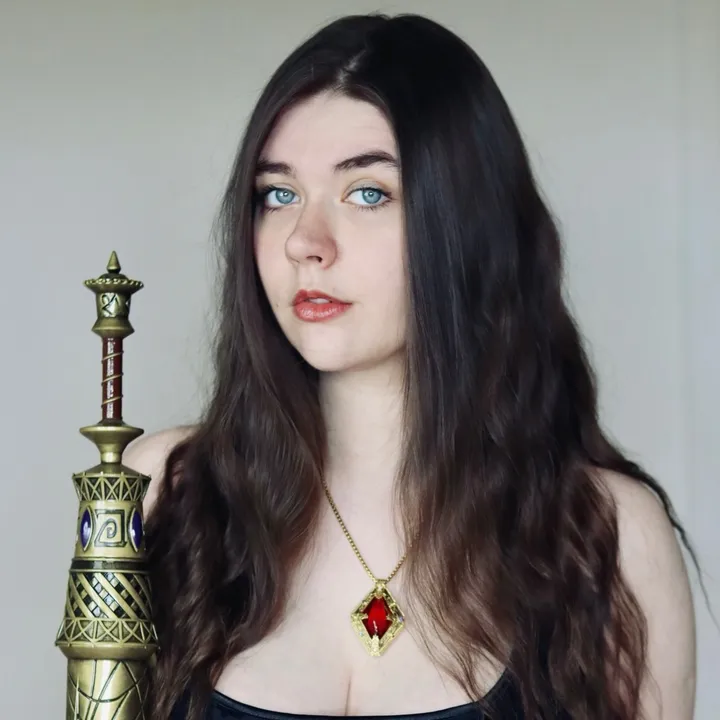 @angelikatosh