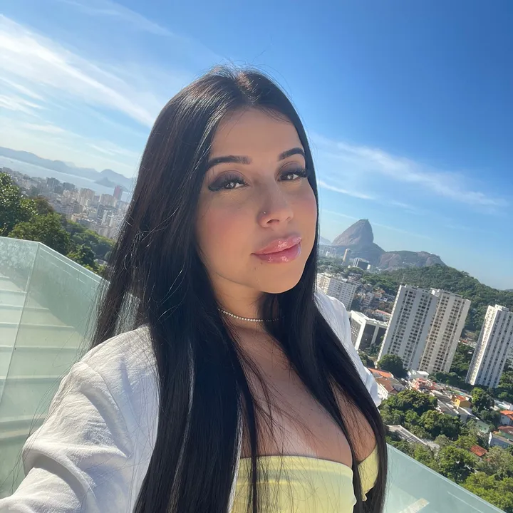 @beaaasouzaa__