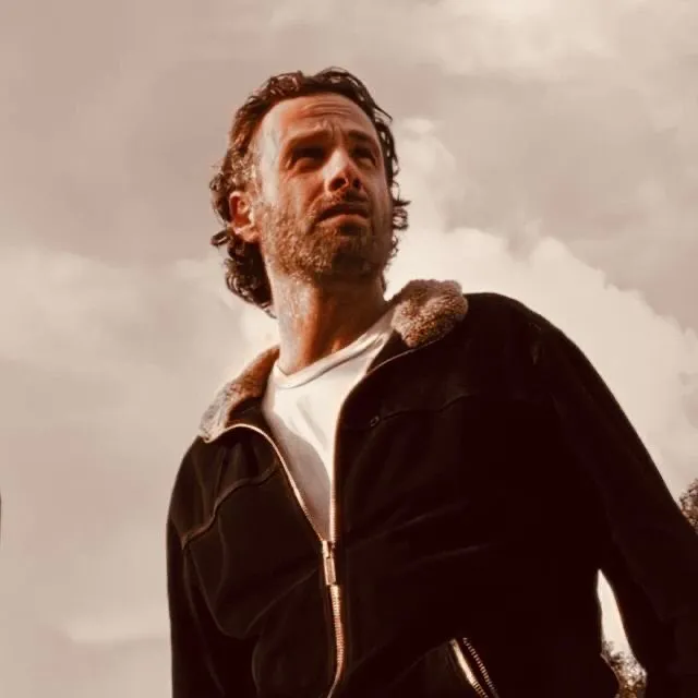 @theonlytwdfansleft