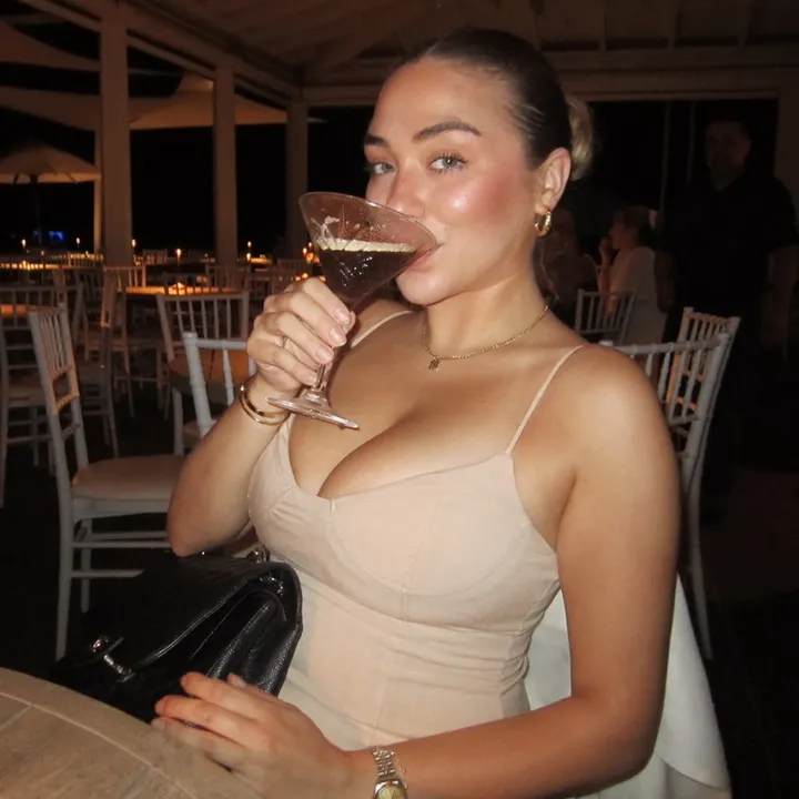 @xx_xtina
