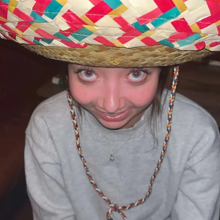 @molly_mcd