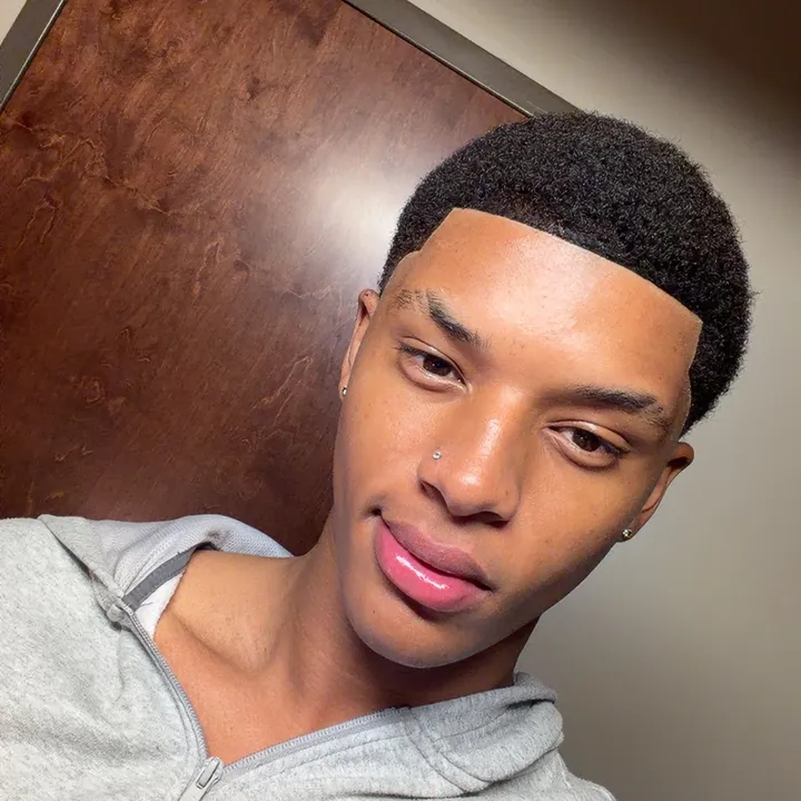 @1kay.moo