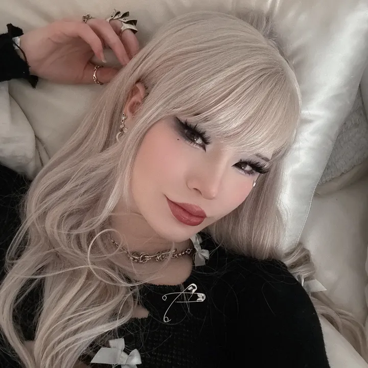@lynienicole