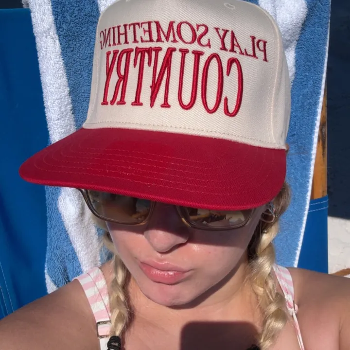 @xoxodylan_