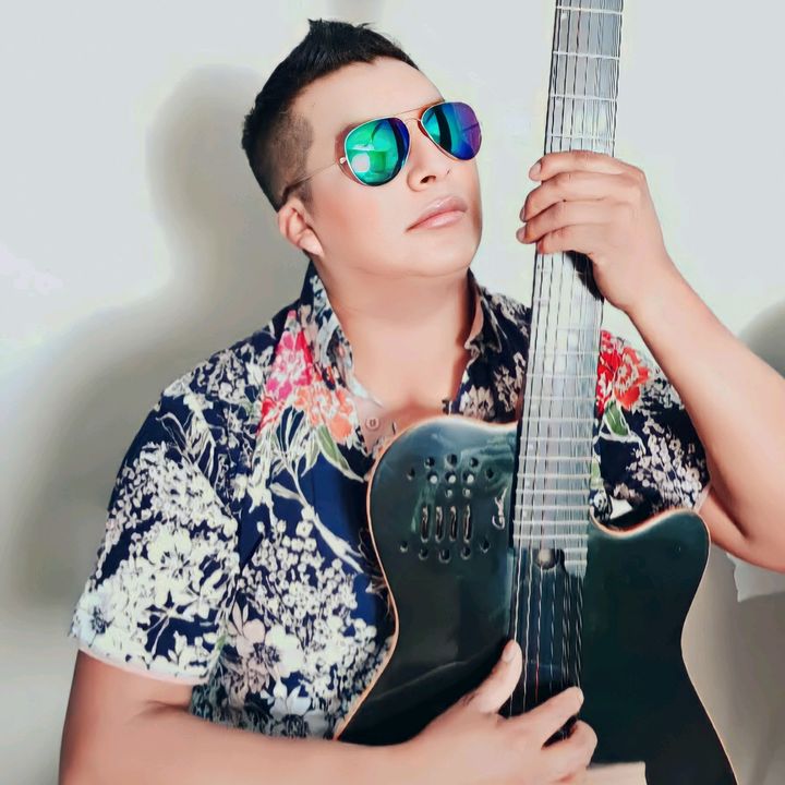 𝗥𝗘𝗡𝗔𝗧𝗢 𝗙𝗟𝗢𝗥𝗘𝗦 - sonido original
