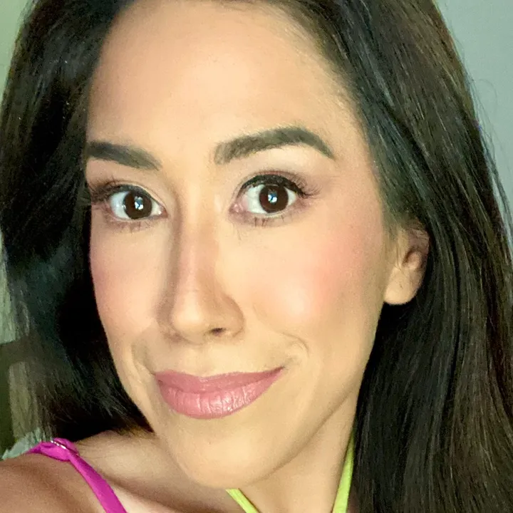 themakeupbyjenna