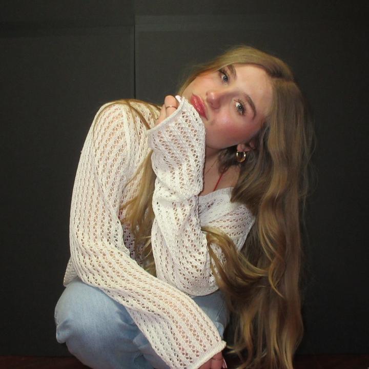 @isabellaahoffmannn