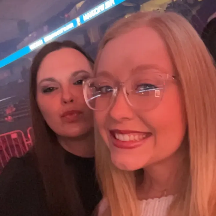 @chels0208