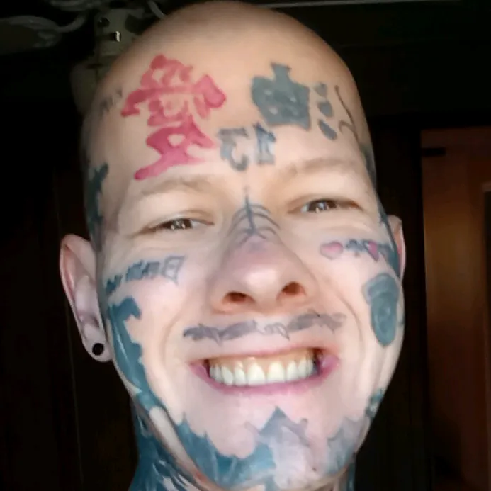 @yaboiholocolt