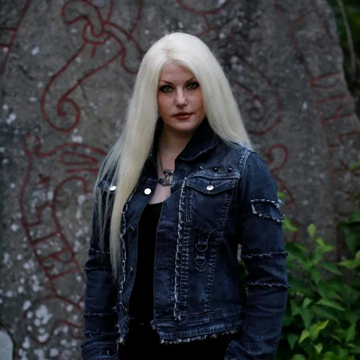 @kyllacustomrockwear
