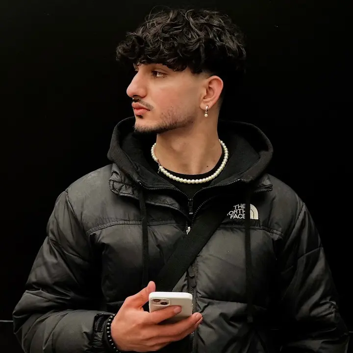 👑 𝑲𝑰𝑵𝑮 👑 - Originalton