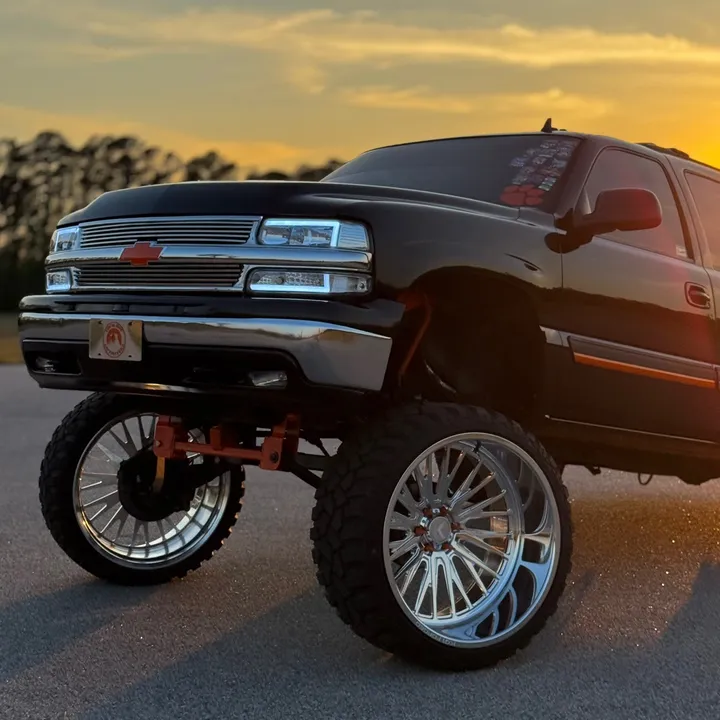 @tuckerlegg
