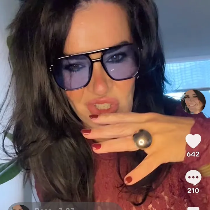 @rosasanxez