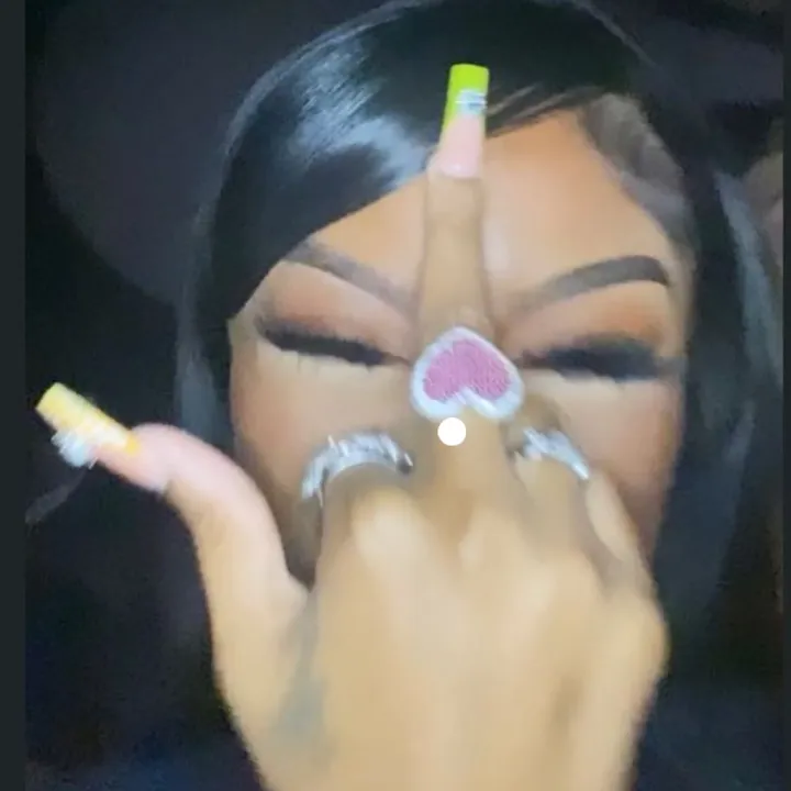 🦋🐣 - G