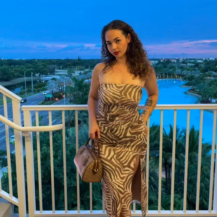 @jacqueline_