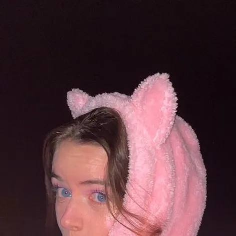 @clareytail