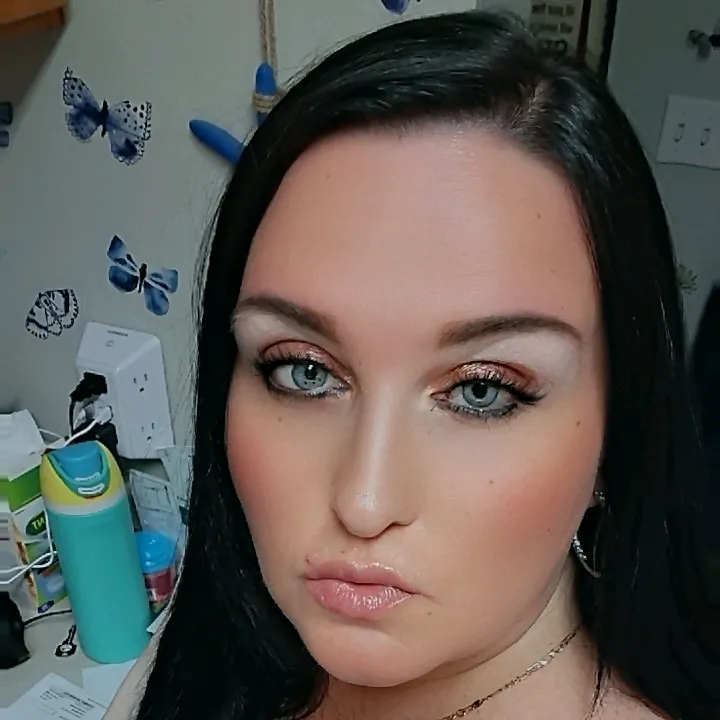 @nikki_powell83