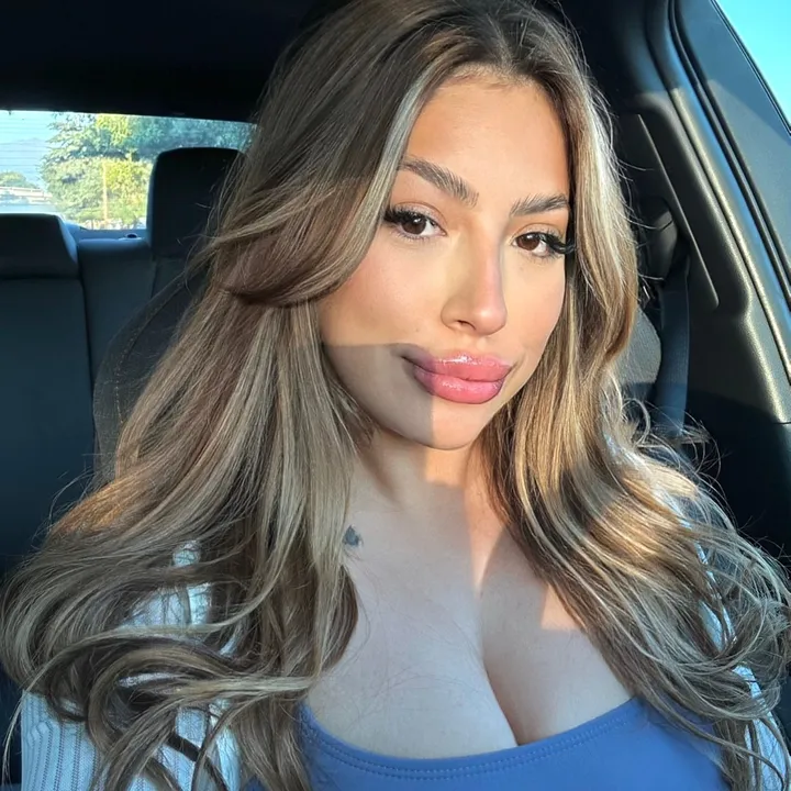 @shayracrystaal
