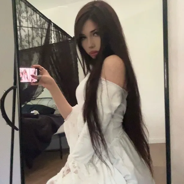 @isottaaa.p