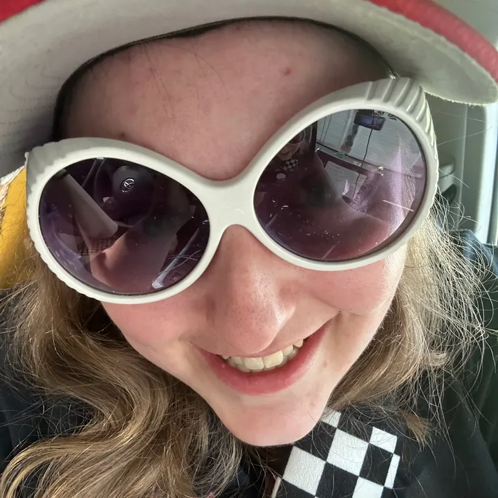 @laurenkellywastaken
