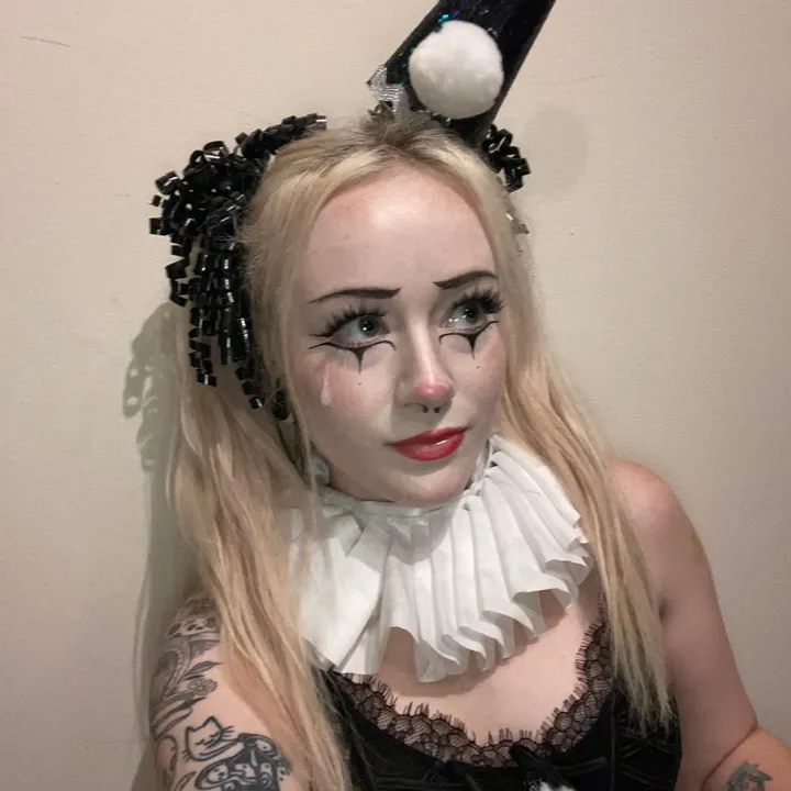 @crybaby_pixiee