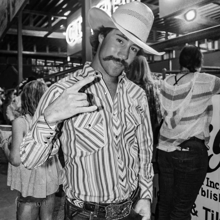 @mustache_man2