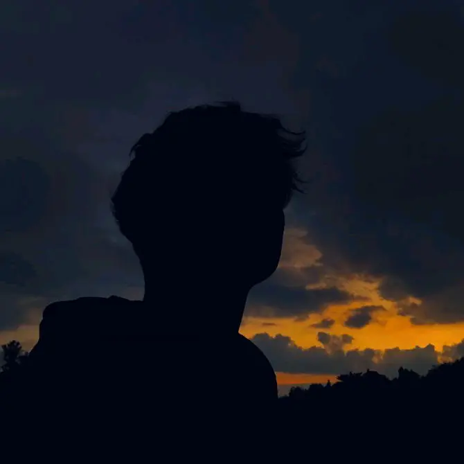 𝐀𝐥𝐞𝐞𝐲 ⚡🖤 - suara asli