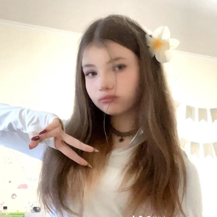 @im_bette_than_her