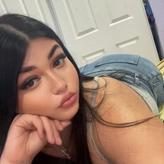 @karelybunny6