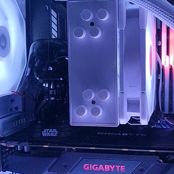 PCTechTips - suara asli